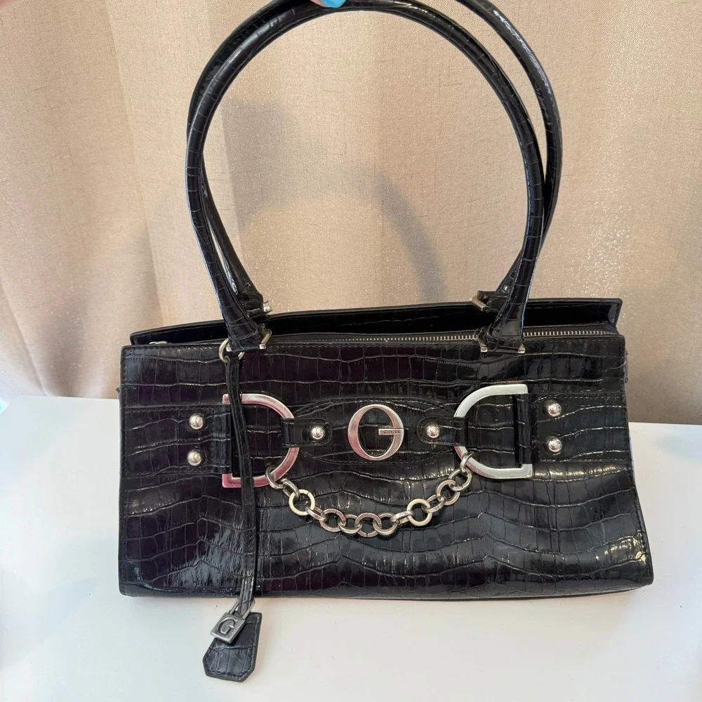 Guess shoulder bag